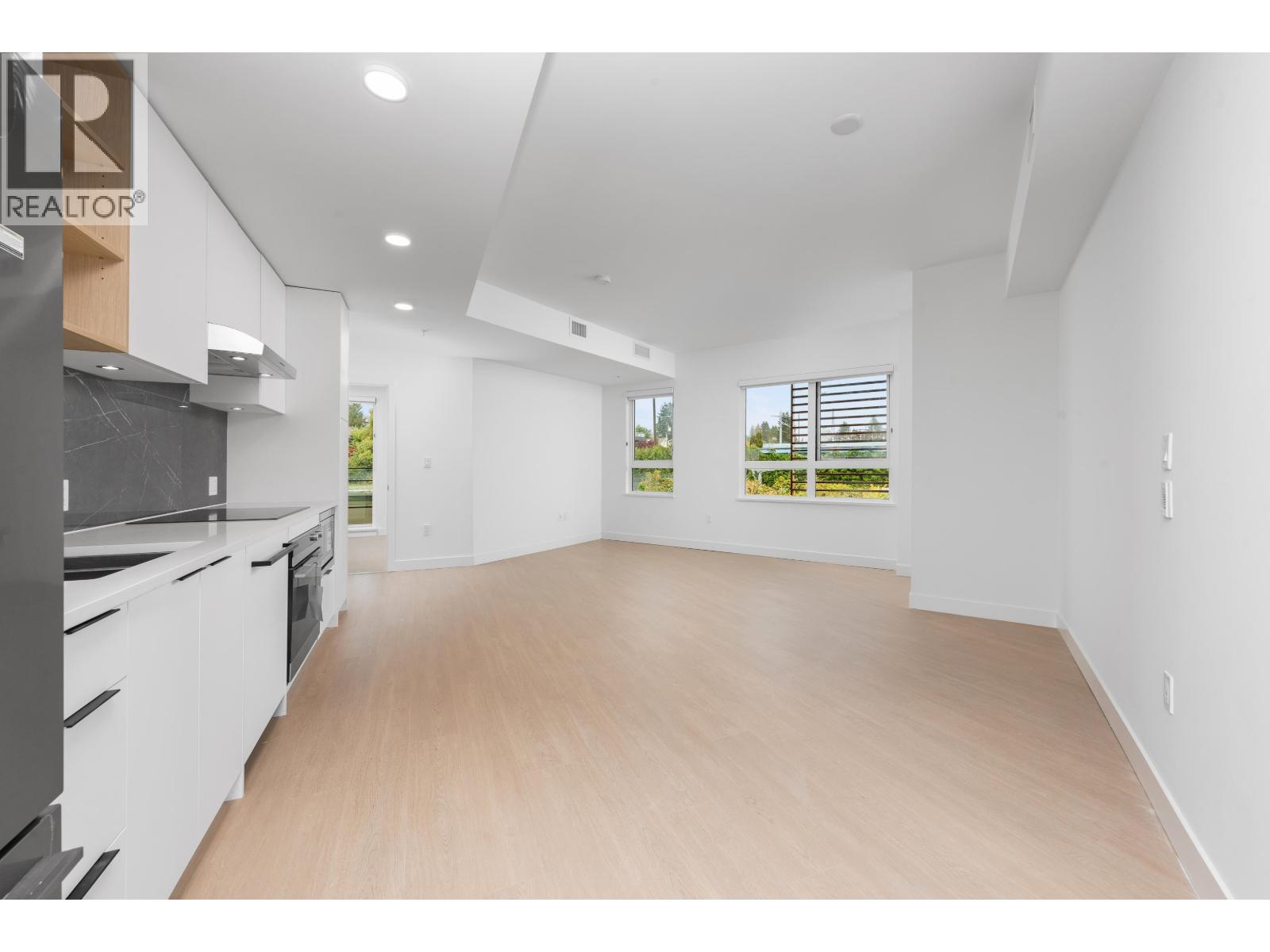 361 422 E 3rd Street, North Vancouver, British Columbia  V7L 0K1 - Photo 6 - R3062802