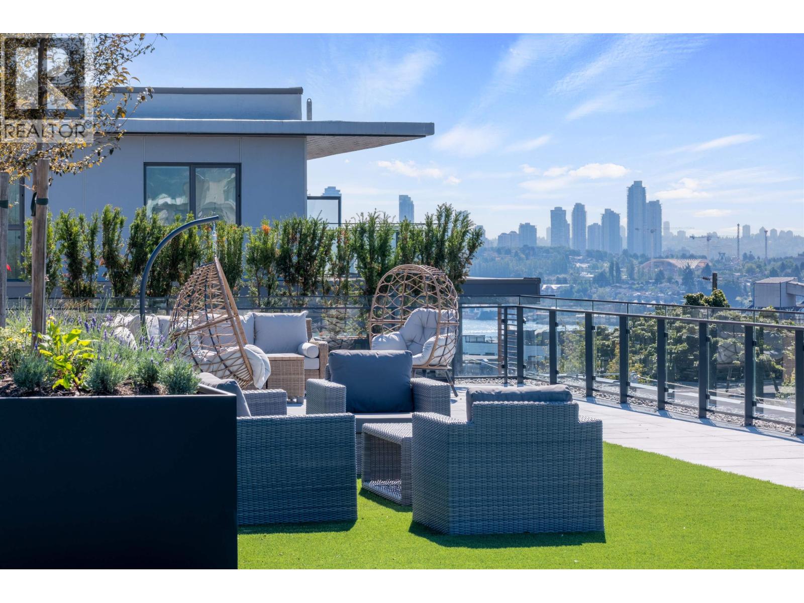 365 422 E 3rd Street, North Vancouver, British Columbia  V7L 0K1 - Photo 32 - R3062798