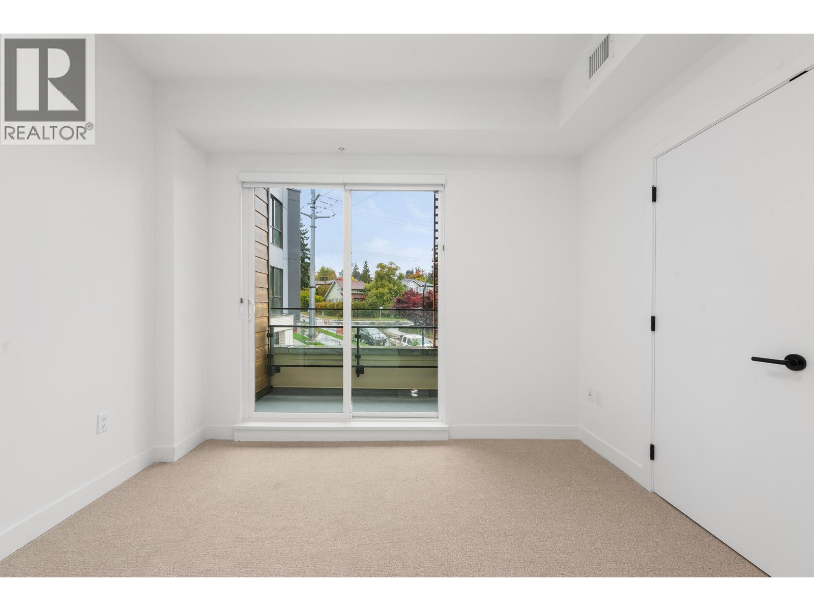 361 422 E 3rd Street, North Vancouver, British Columbia  V7L 0K1 - Photo 11 - R3062802