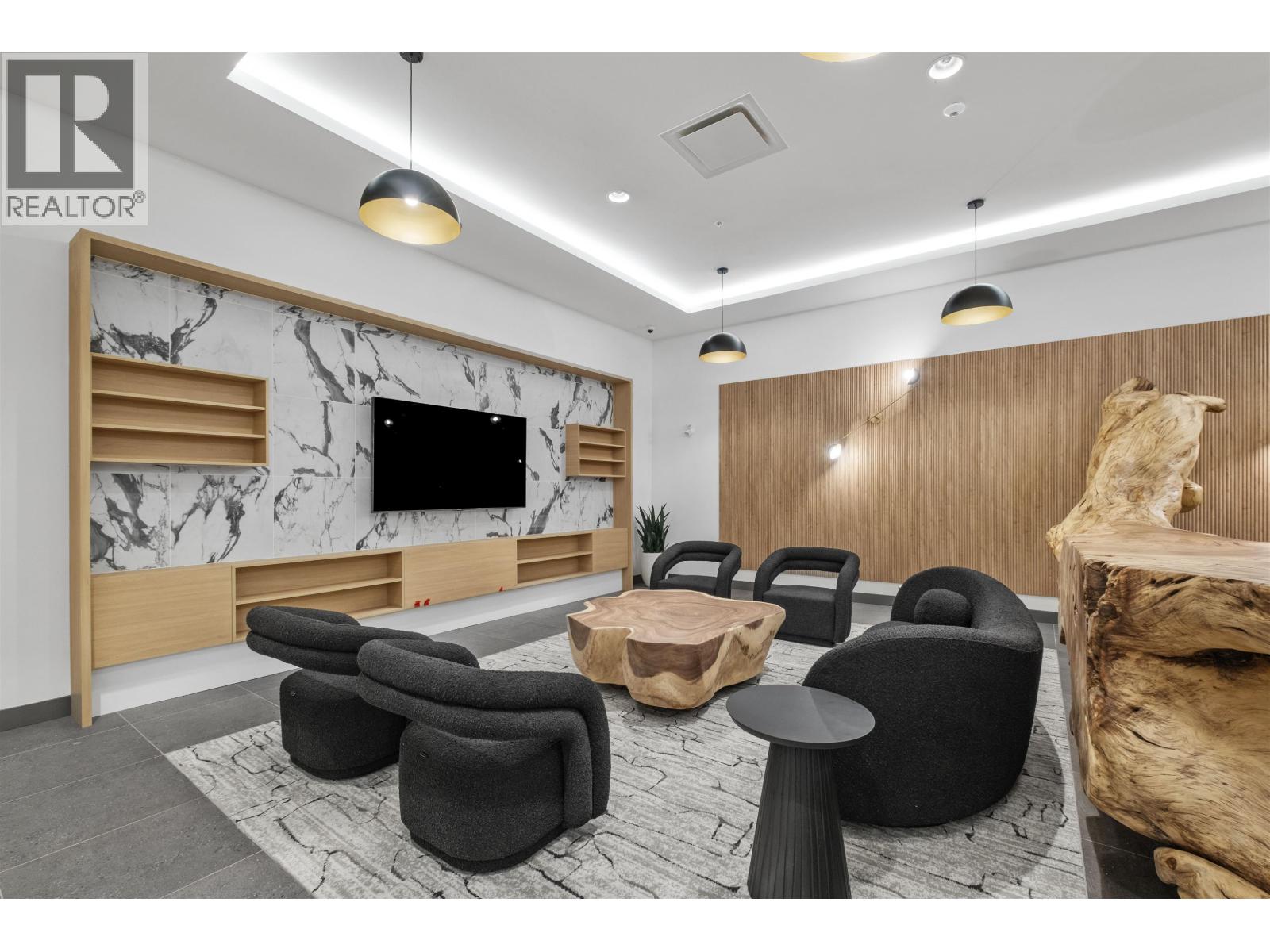 361 422 E 3rd Street, North Vancouver, British Columbia  V7L 0K1 - Photo 31 - R3062802