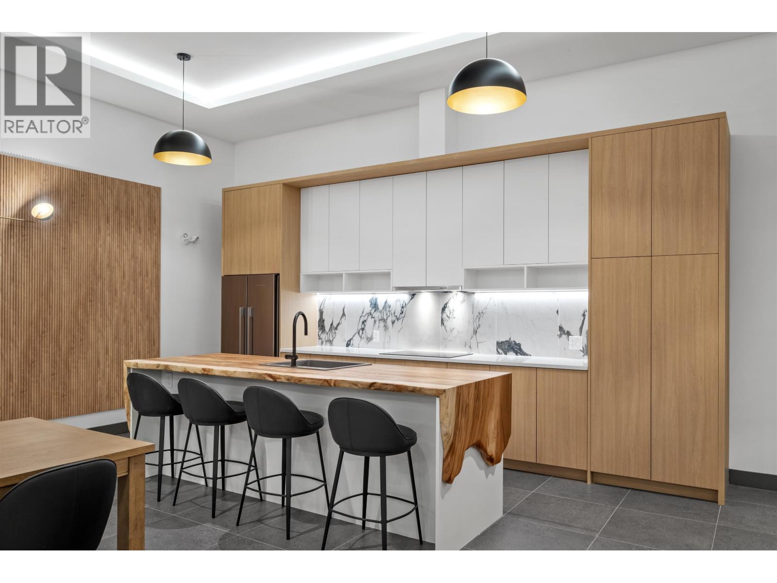 361 422 E 3rd Street, North Vancouver, British Columbia  V7L 0K1 - Photo 30 - R3062802