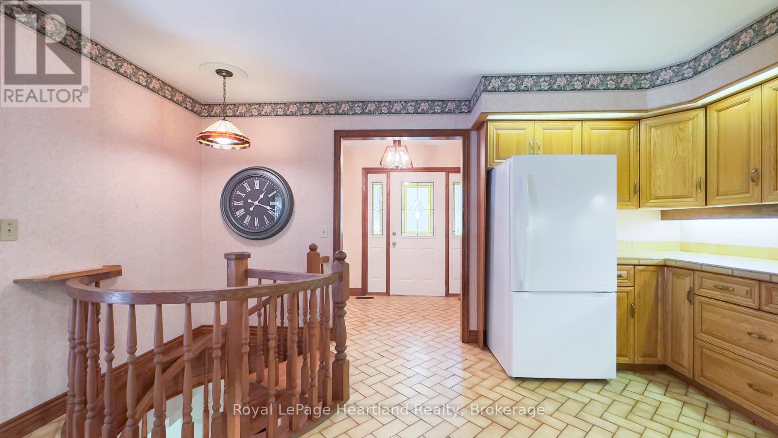 81364 Champlain Boulevard, Ashfield-Colborne-Wawanosh, Ontario  N7A 3Y2 - Photo 12 - X12486959