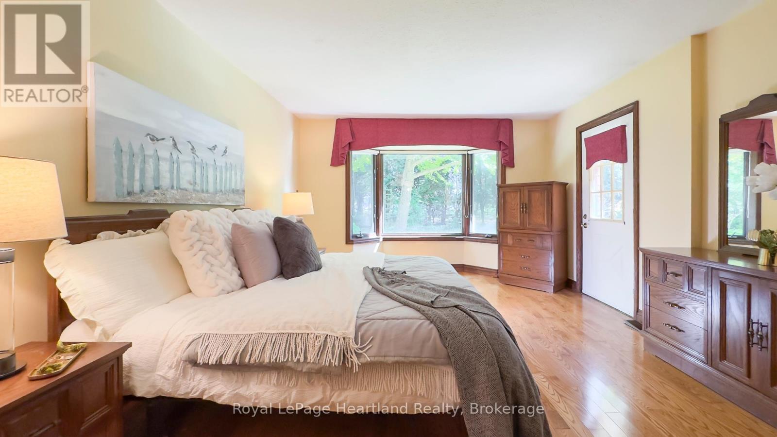 81364 Champlain Boulevard, Ashfield-Colborne-Wawanosh, Ontario  N7A 3Y2 - Photo 37 - X12486959