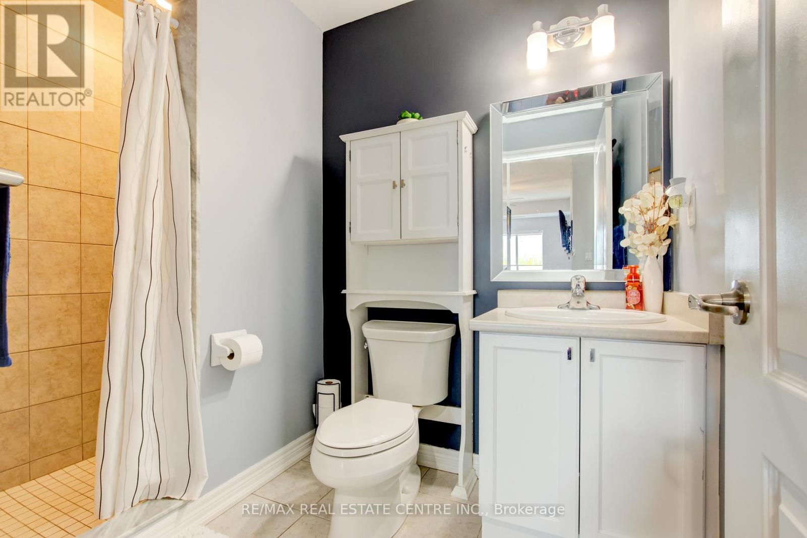 305 - 1419 Costigan Road, Milton, Ontario  L9T 2L4 - Photo 38 - W12486936