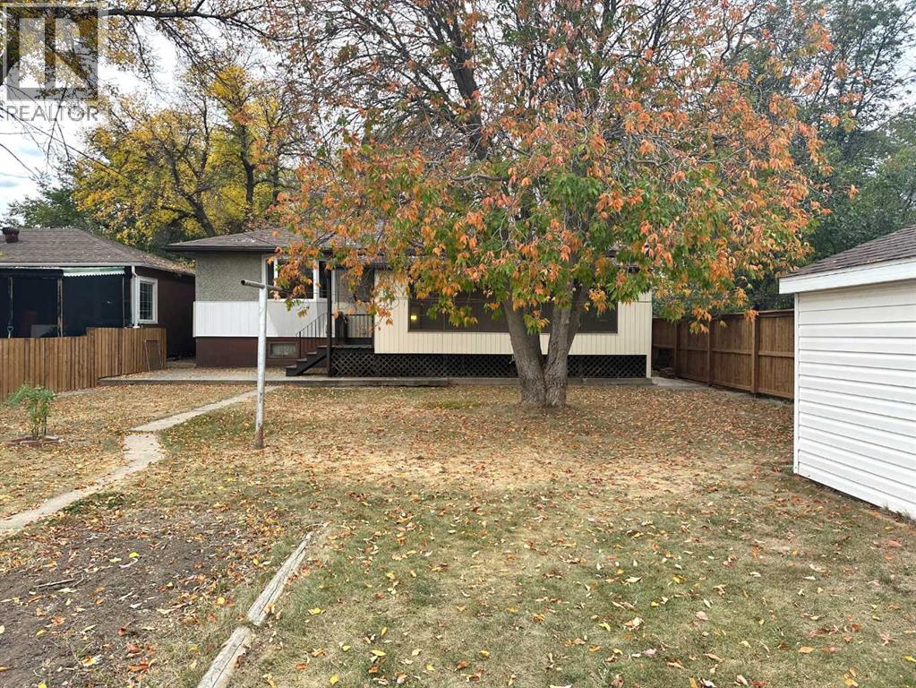 5301 52 Street, Taber, Alberta