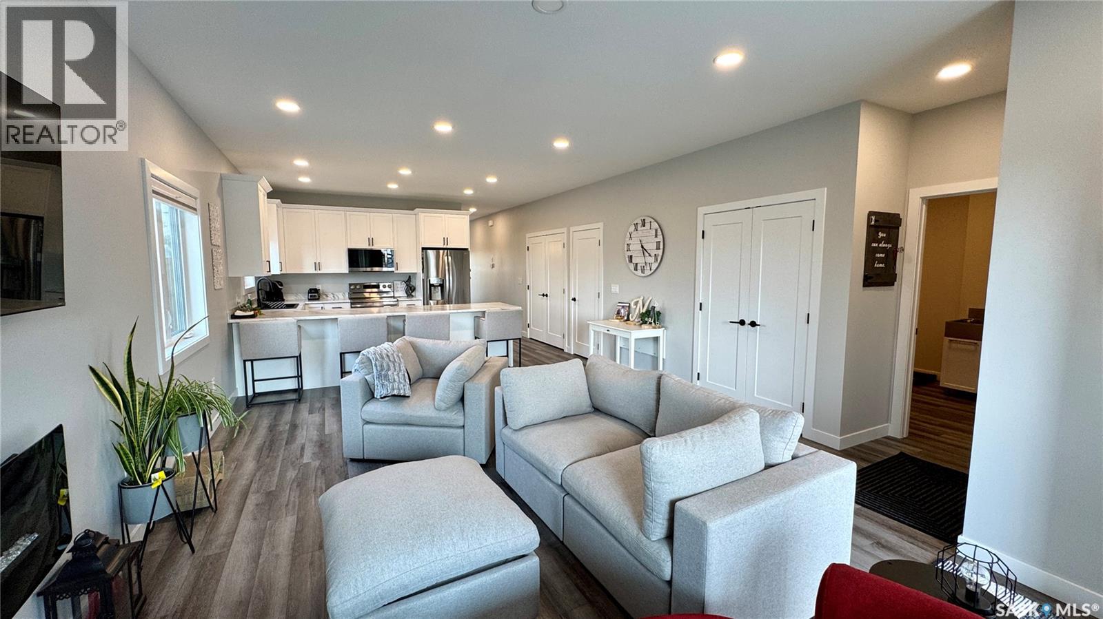 99a Semple Street, Outlook, Saskatchewan  S0L 2N0 - Photo 14 - SK013086