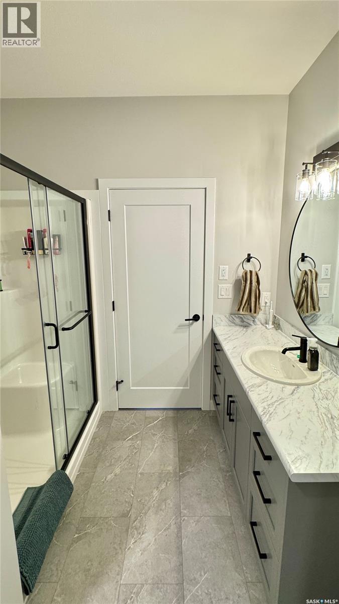 99a Semple Street, Outlook, Saskatchewan  S0L 2N0 - Photo 37 - SK013086