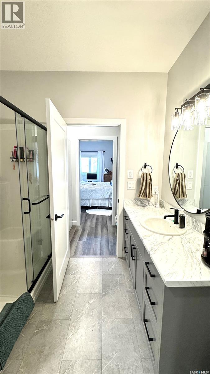 99a Semple Street, Outlook, Saskatchewan  S0L 2N0 - Photo 43 - SK013086