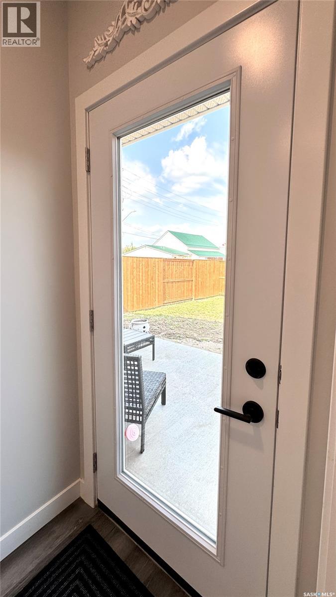 99a Semple Street, Outlook, Saskatchewan  S0L 2N0 - Photo 46 - SK013086