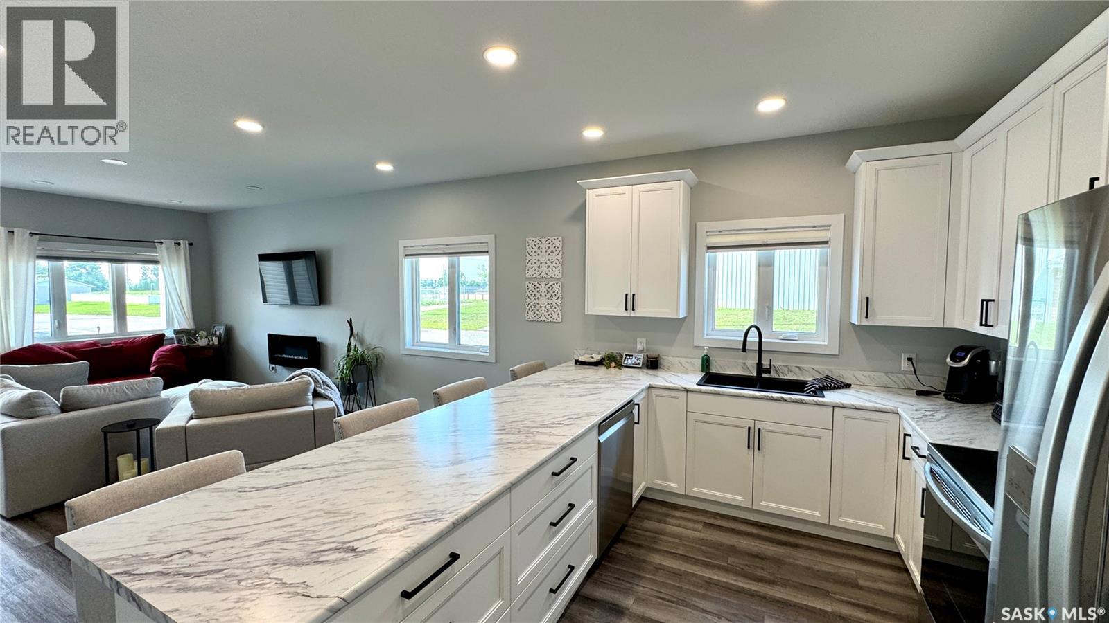 99a Semple Street, Outlook, Saskatchewan  S0L 2N0 - Photo 18 - SK013086