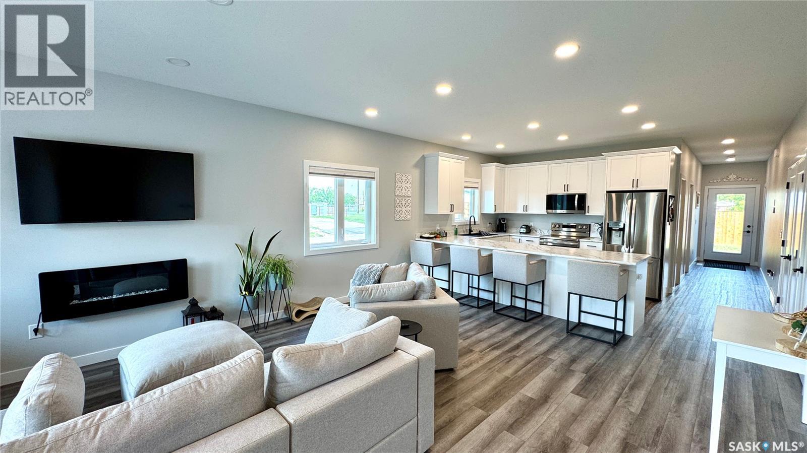 99a Semple Street, Outlook, Saskatchewan  S0L 2N0 - Photo 15 - SK013086