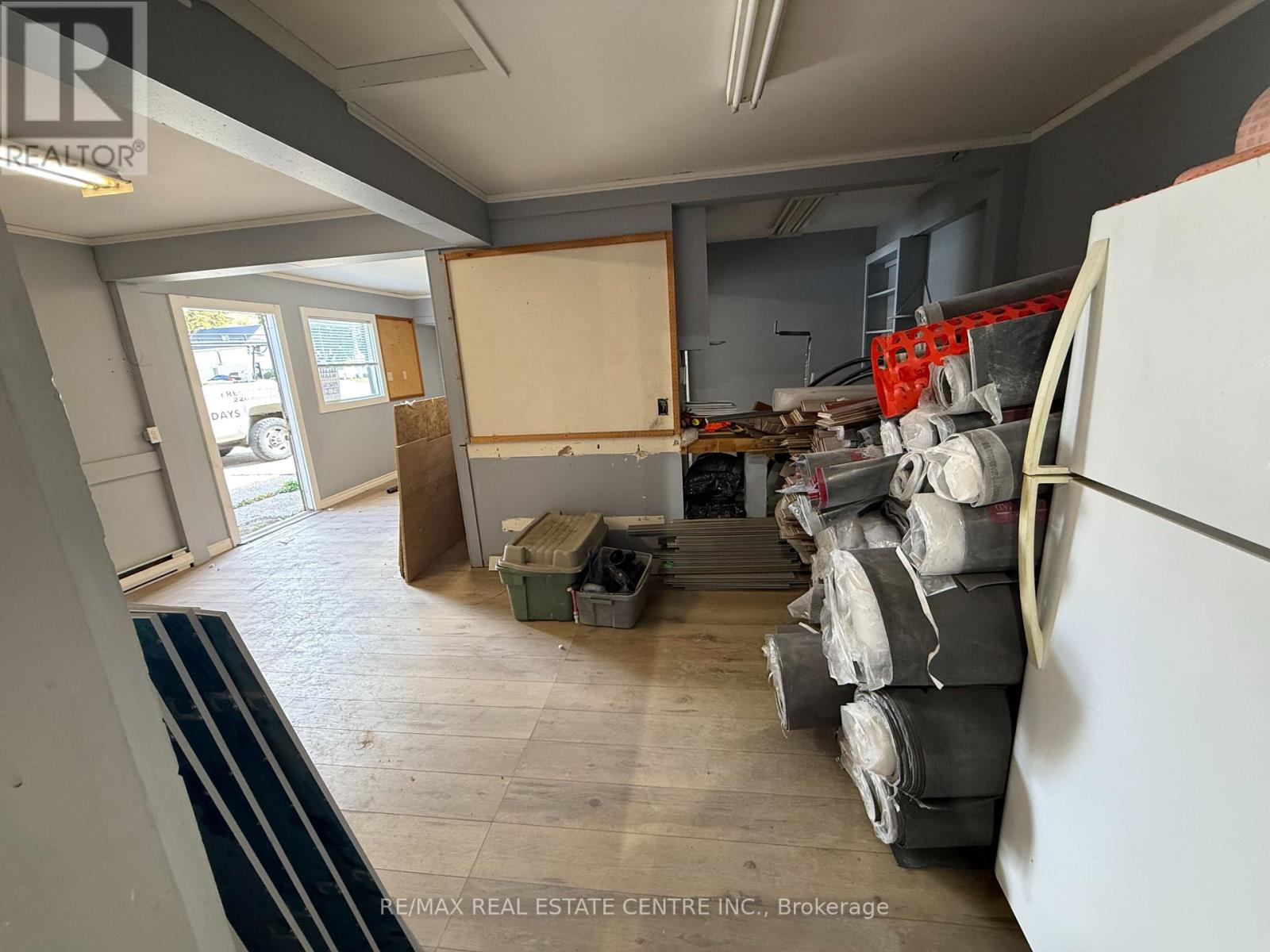 271 Dundas Street, Woodstock, Ontario  N4S 1A9 - Photo 7 - X12486939