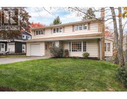 43 Deepwood Crescent