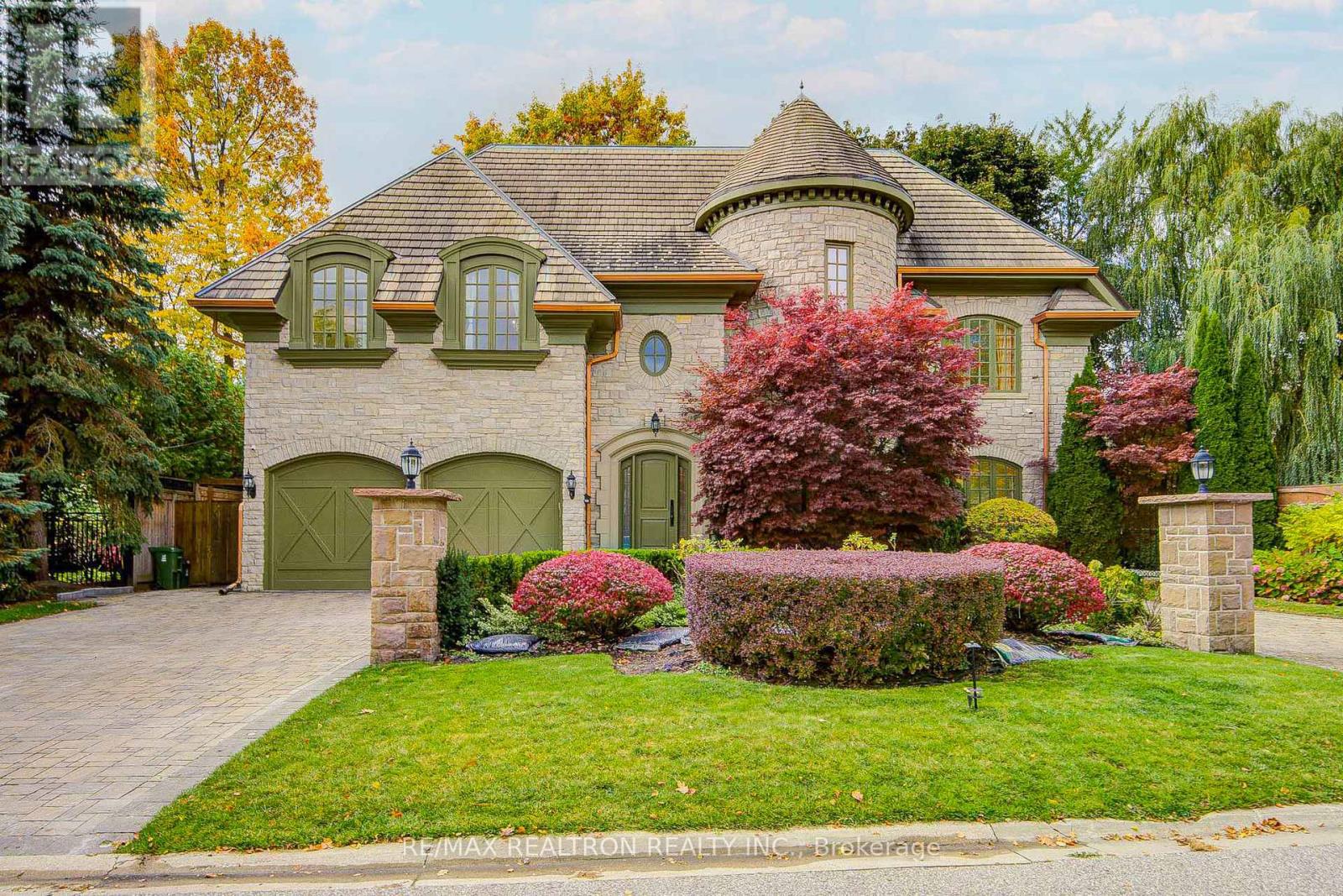 7 LEGACY COURT, Toronto, Ontario