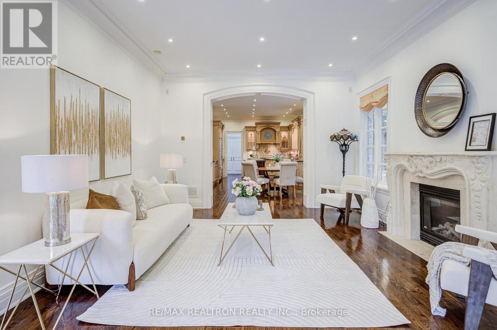 7 Legacy Court, Toronto, Ontario  M2L 2Y7 - Photo 12 - C12486955