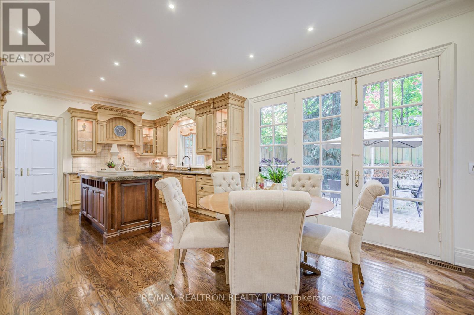 7 Legacy Court, Toronto, Ontario  M2L 2Y7 - Photo 14 - C12486955