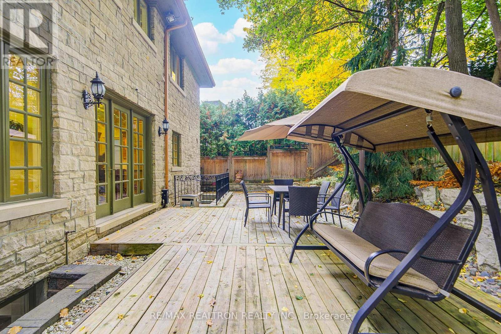 7 Legacy Court, Toronto, Ontario  M2L 2Y7 - Photo 37 - C12486955