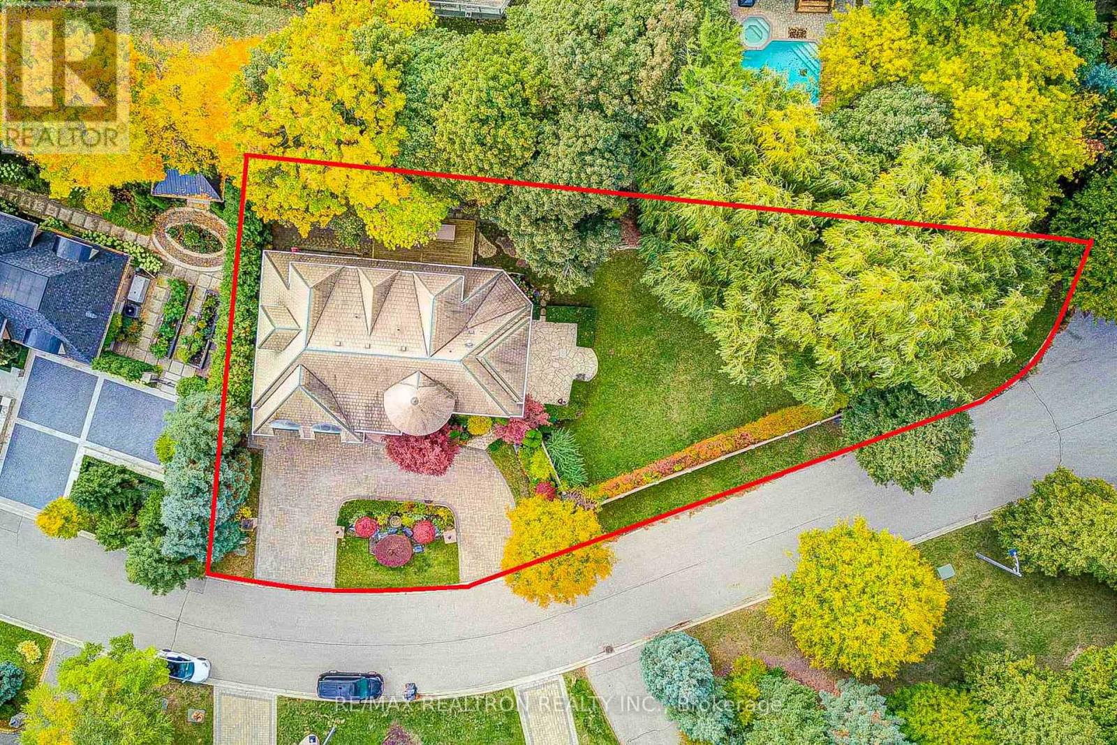 7 Legacy Court, Toronto, Ontario  M2L 2Y7 - Photo 5 - C12486955