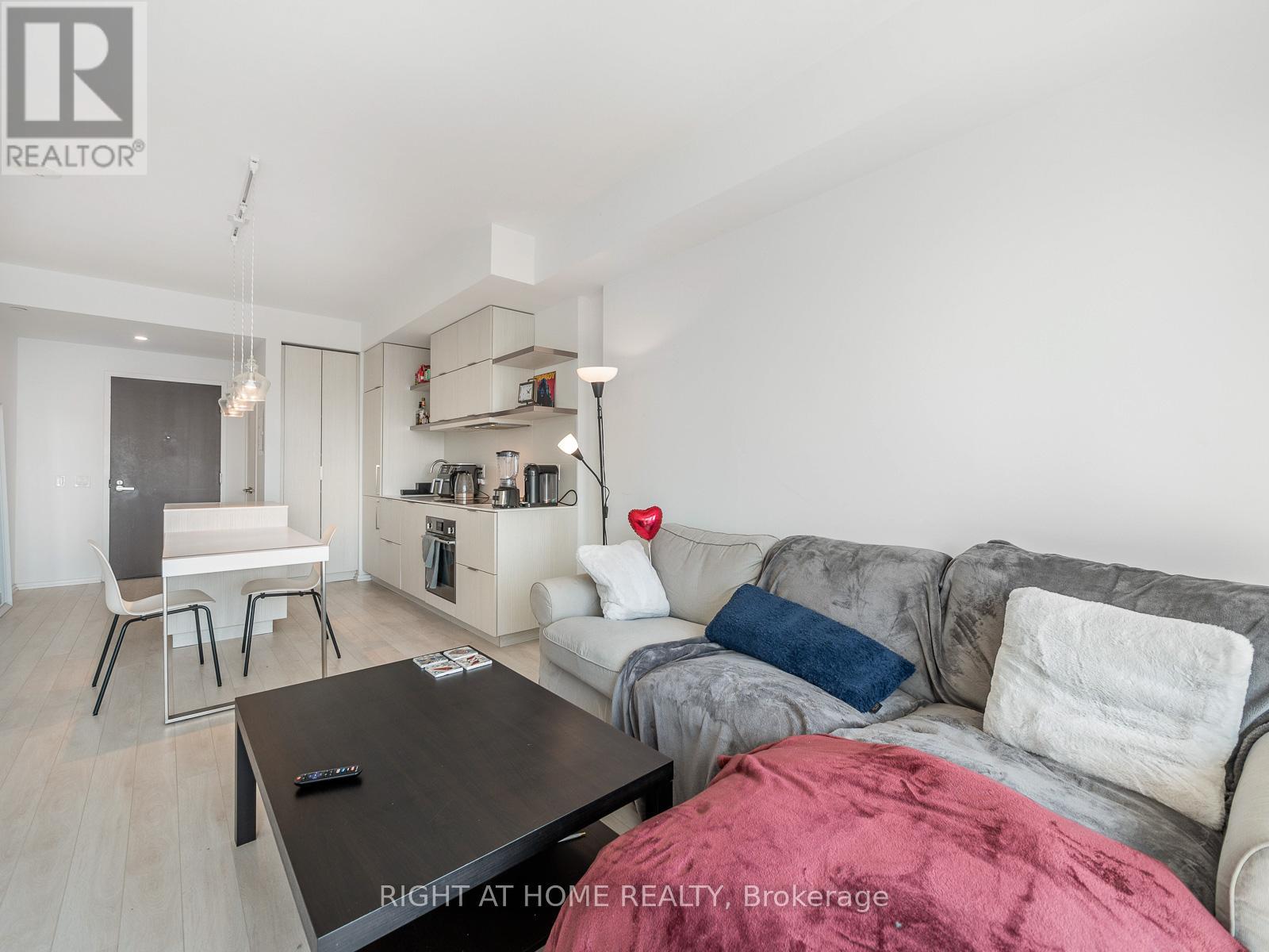 5607 - 197 Yonge Street, Toronto, Ontario  M5B 0C1 - Photo 25 - C12486961