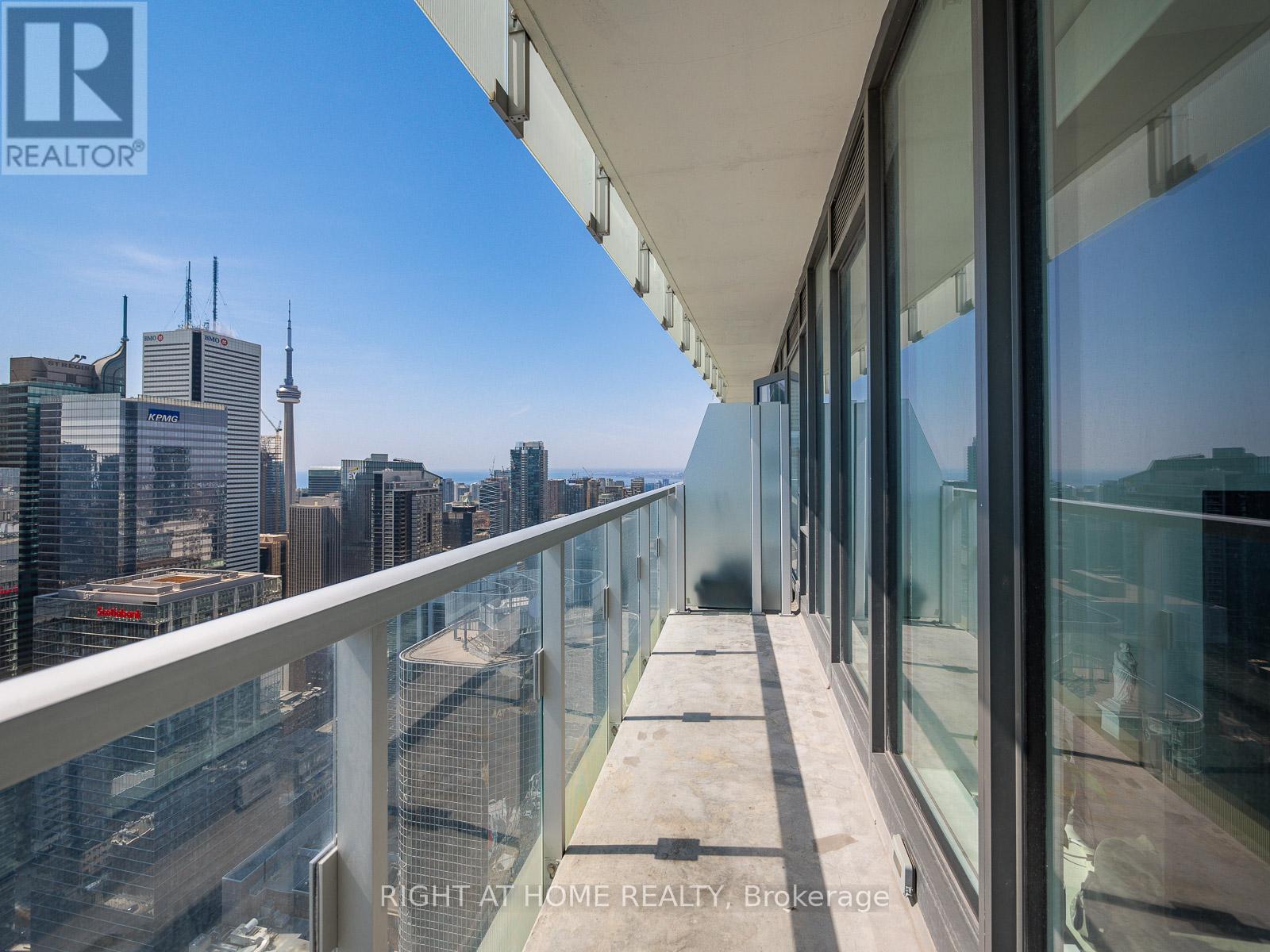 5607 - 197 Yonge Street, Toronto, Ontario  M5B 0C1 - Photo 35 - C12486961