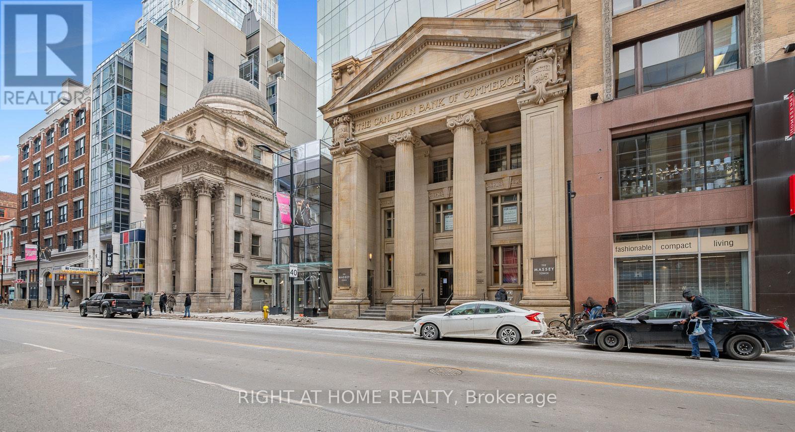 5607 - 197 Yonge Street, Toronto, Ontario  M5B 0C1 - Photo 5 - C12486961