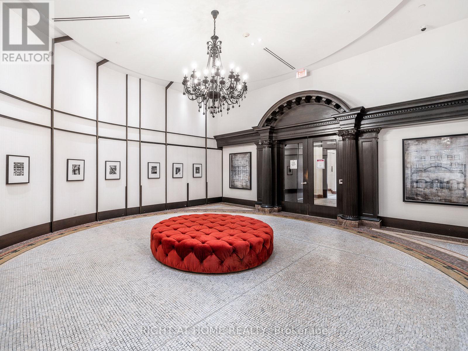 5607 - 197 Yonge Street, Toronto, Ontario  M5B 0C1 - Photo 9 - C12486961