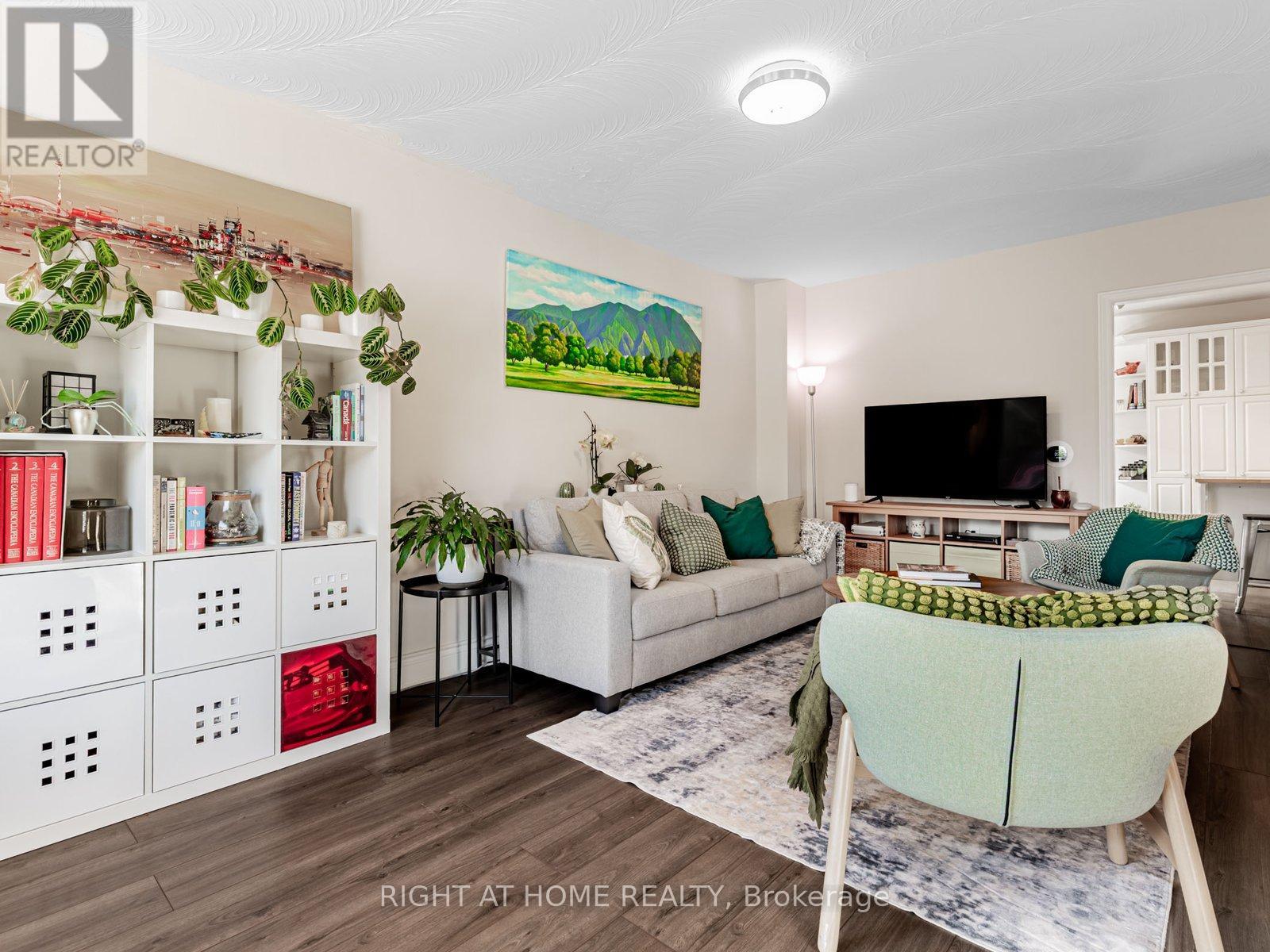 78 Hollis Avenue, Toronto, Ontario  M1N 2C5 - Photo 4 - E12486958