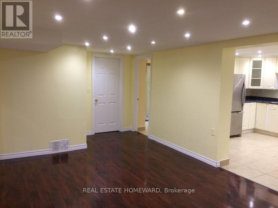 Bsmt. - 19 Kingston Road, Newmarket, Ontario  L3Y 5W5 - Photo 16 - N12486951