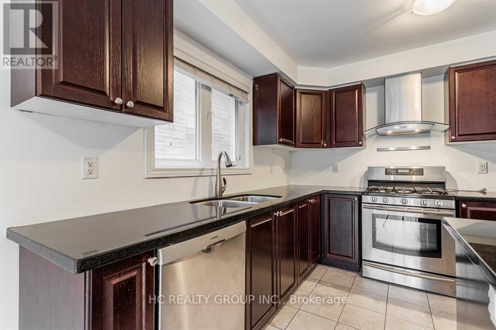 20 Tigertail Crescent, Bradford West Gwillimbury (Bradford), Ontario  L3Z 0M2 - Photo 11 - N12486962