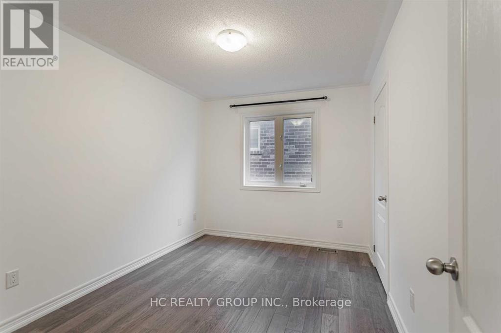 20 Tigertail Crescent, Bradford West Gwillimbury (Bradford), Ontario  L3Z 0M2 - Photo 24 - N12486962