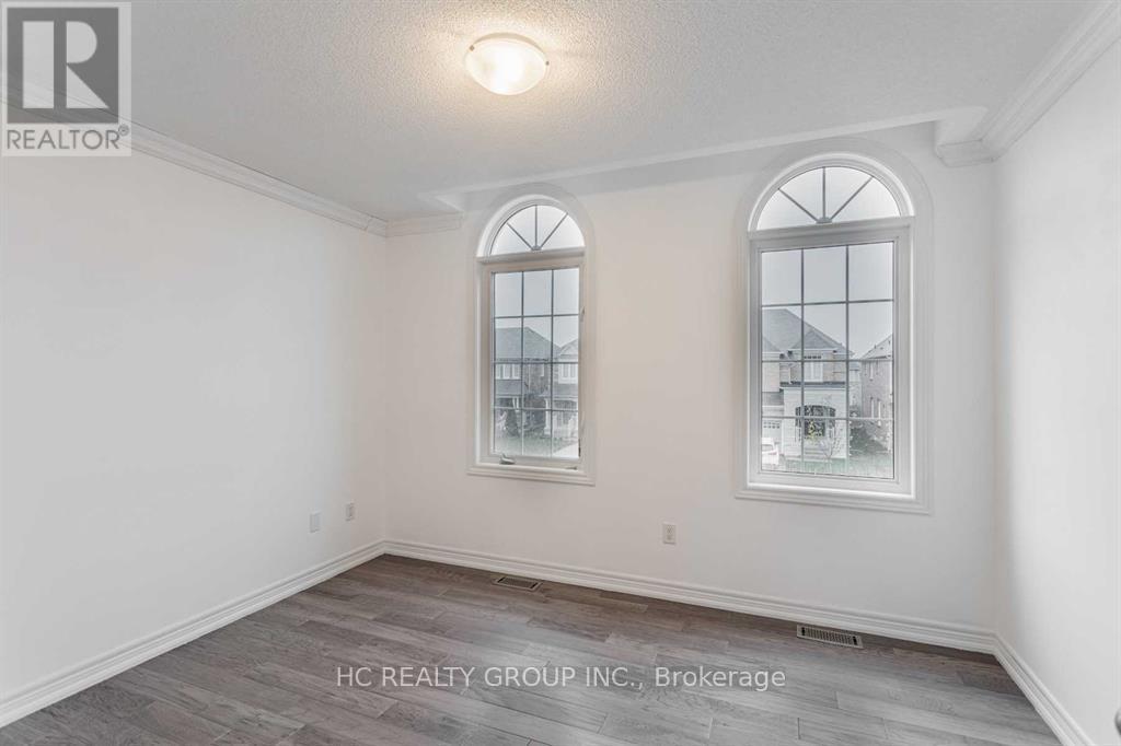 20 Tigertail Crescent, Bradford West Gwillimbury (Bradford), Ontario  L3Z 0M2 - Photo 25 - N12486962