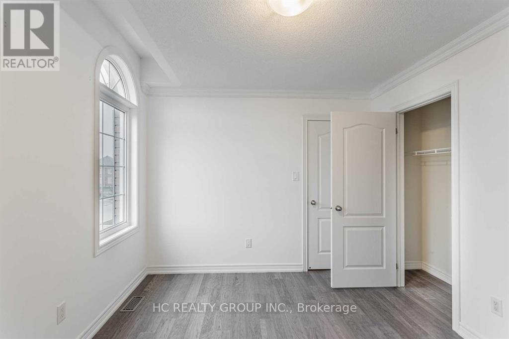 20 Tigertail Crescent, Bradford West Gwillimbury (Bradford), Ontario  L3Z 0M2 - Photo 26 - N12486962