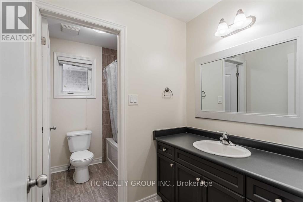 20 Tigertail Crescent, Bradford West Gwillimbury (Bradford), Ontario  L3Z 0M2 - Photo 27 - N12486962