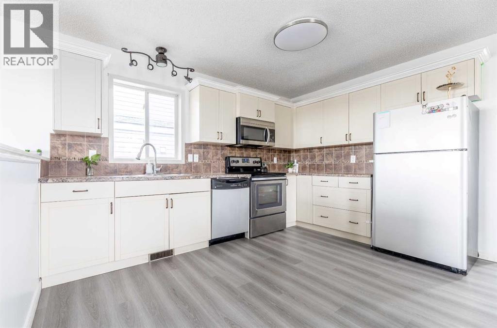 96 Appleside Close Se, Calgary, Alberta  T2A 7T9 - Photo 10 - A2265554