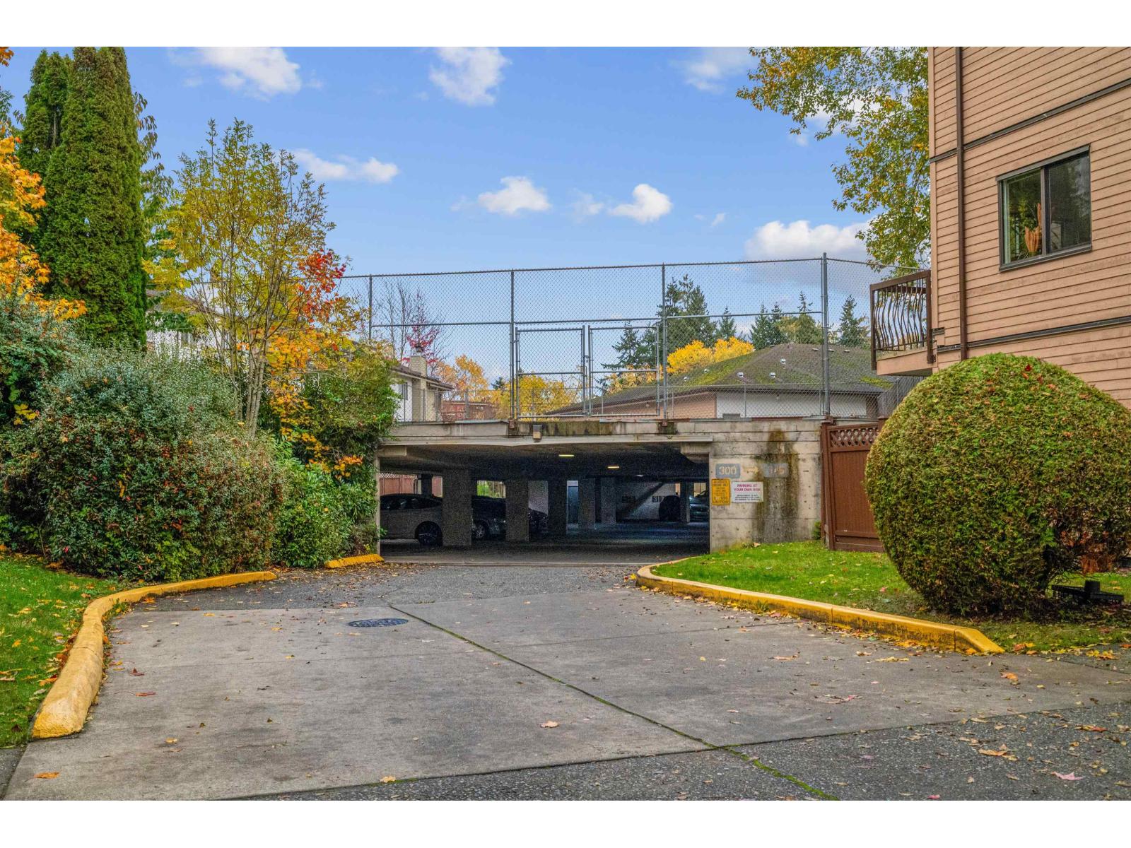 102 7150 133 Street, Surrey, British Columbia  V3W 7Z7 - Photo 31 - R3058040