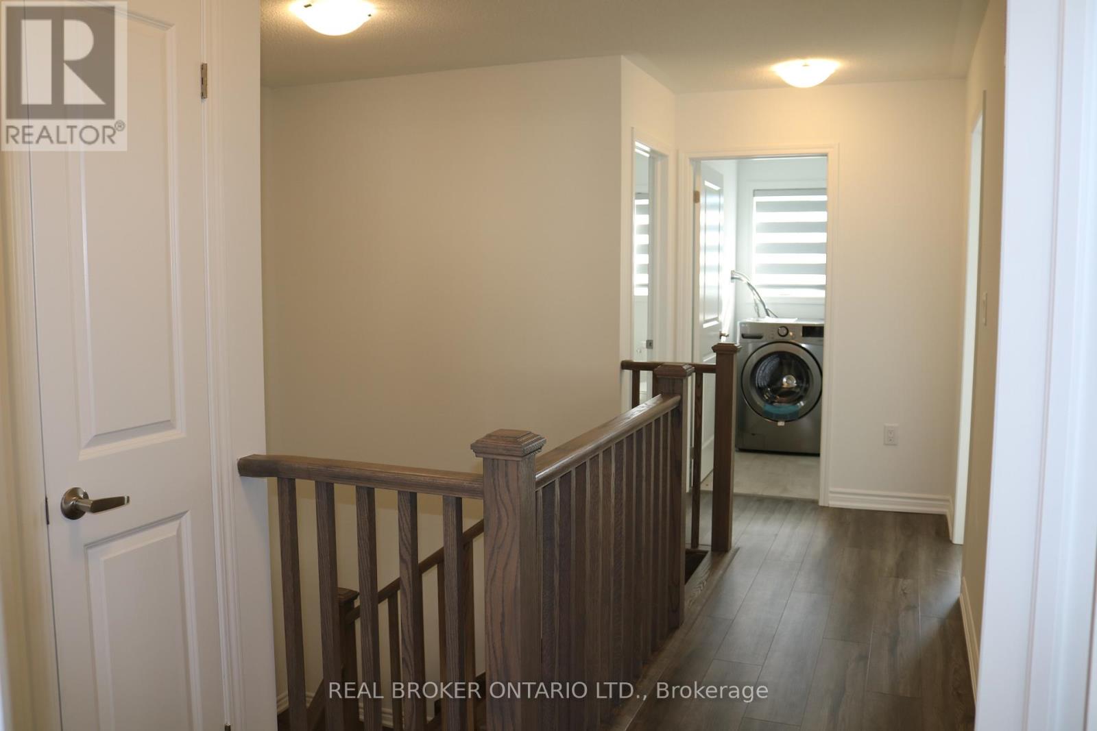 6 Vinewood Crescent, Barrie, Ontario  L9J 0B7 - Photo 15 - S12486947