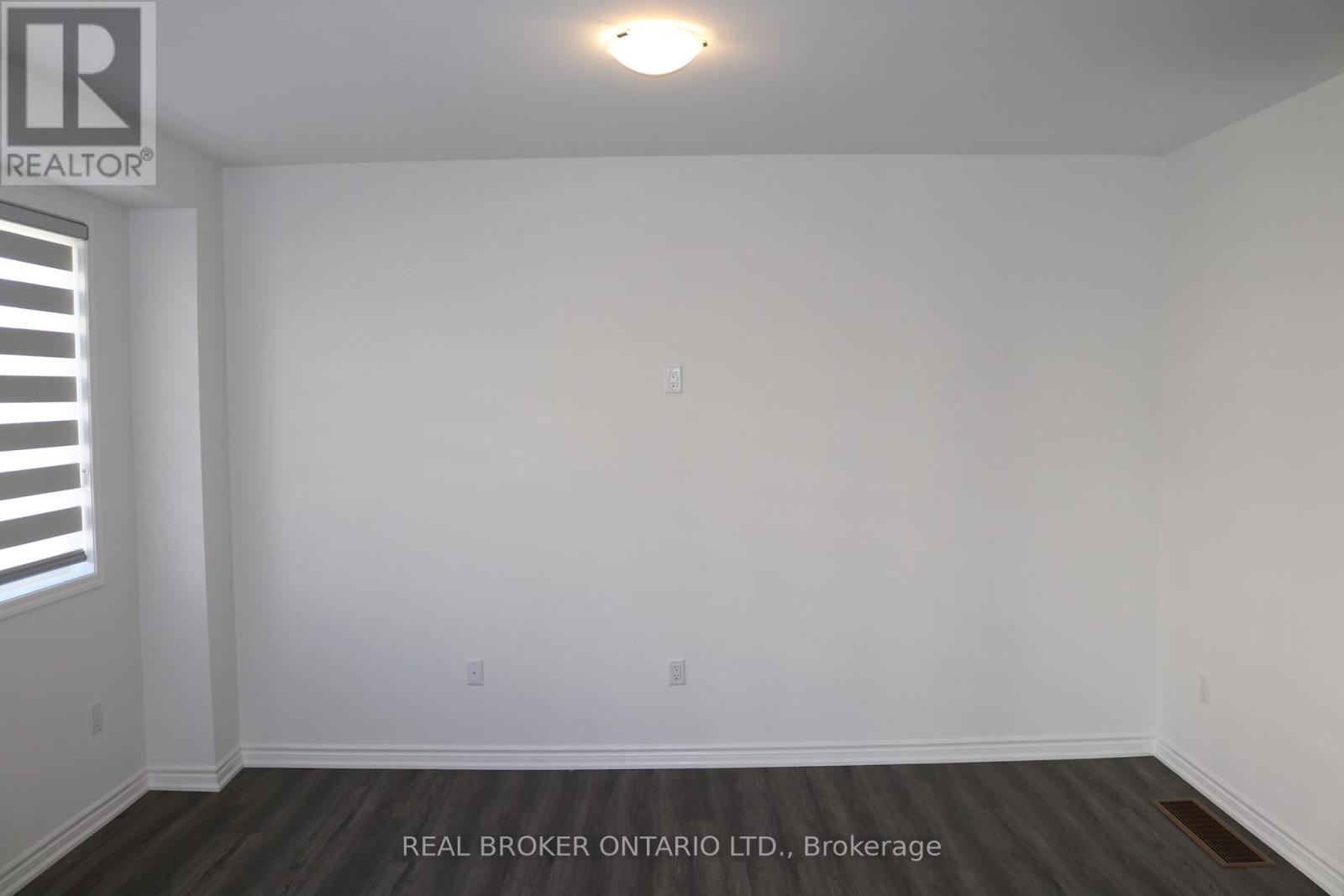 6 Vinewood Crescent, Barrie, Ontario  L9J 0B7 - Photo 9 - S12486947