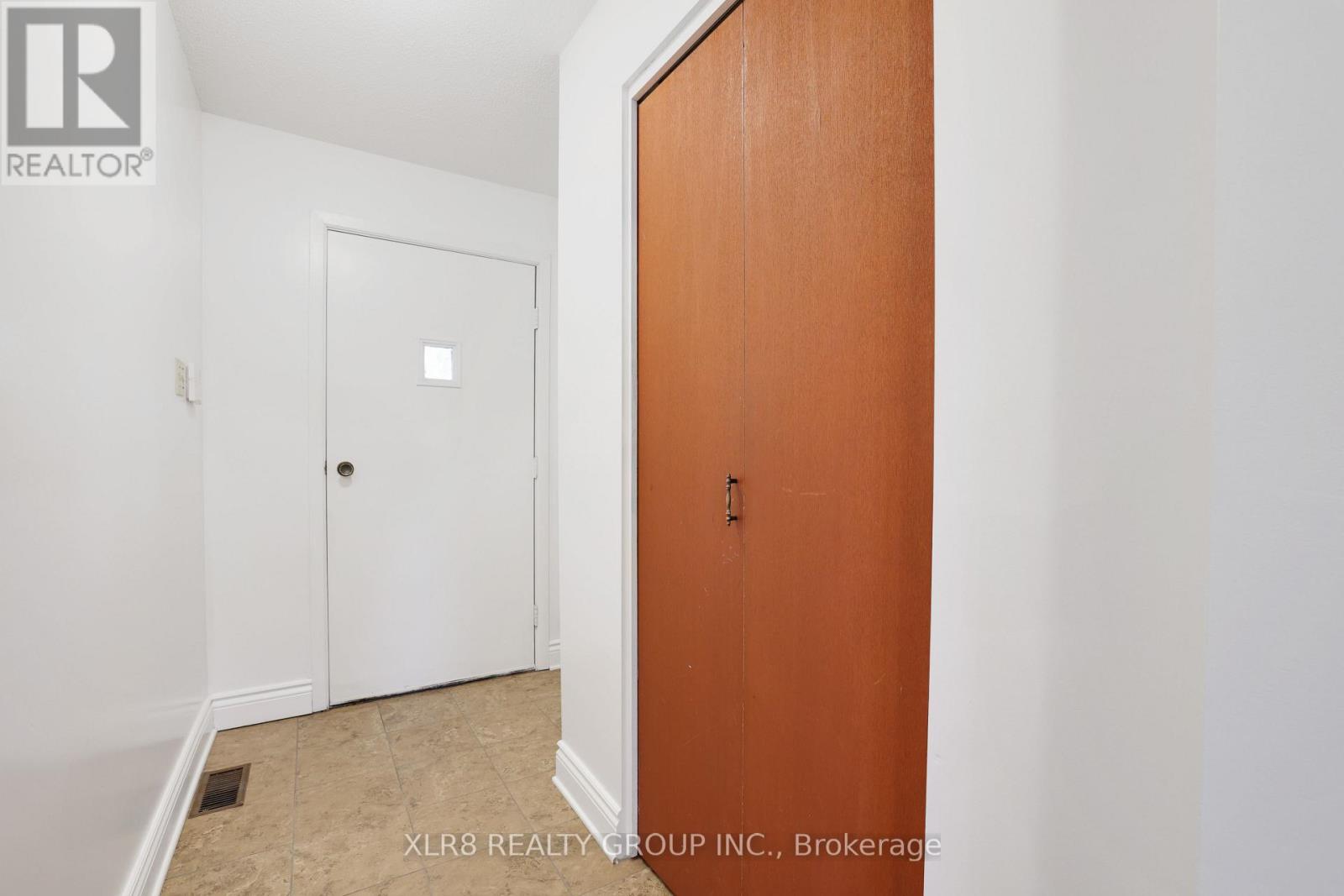 1996 Old Carp Road, Ottawa, Ontario  K0A 1L0 - Photo 6 - X12486964