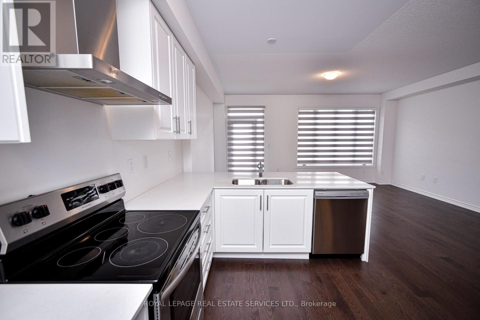 323 Thimbleweed Court, Milton, Ontario  L9E 1T2 - Photo 17 - W12486844