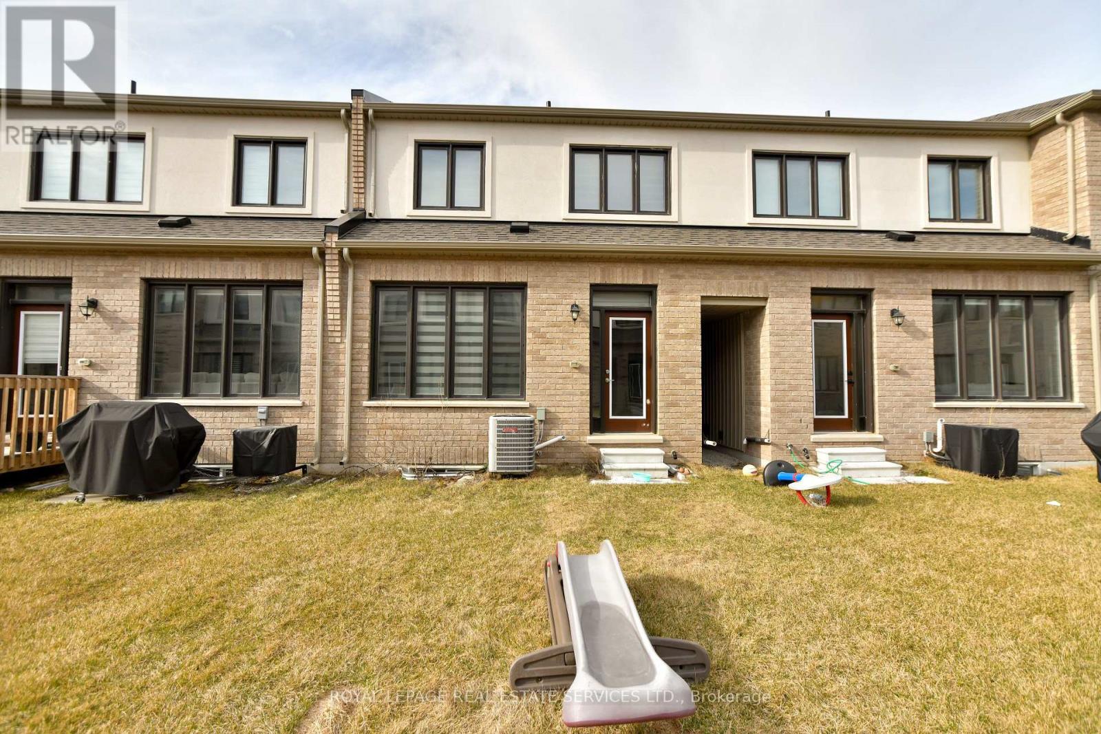 323 Thimbleweed Court, Milton, Ontario  L9E 1T2 - Photo 37 - W12486844