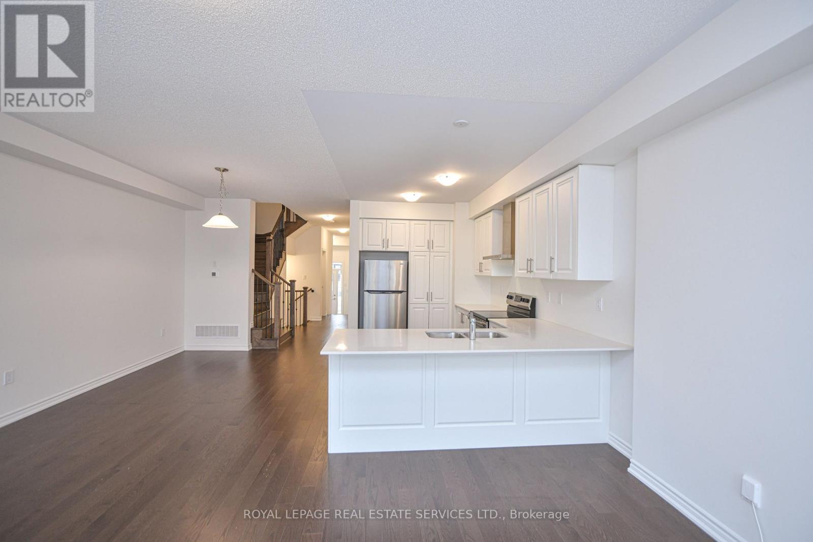 323 Thimbleweed Court, Milton, Ontario  L9E 1T2 - Photo 14 - W12486844