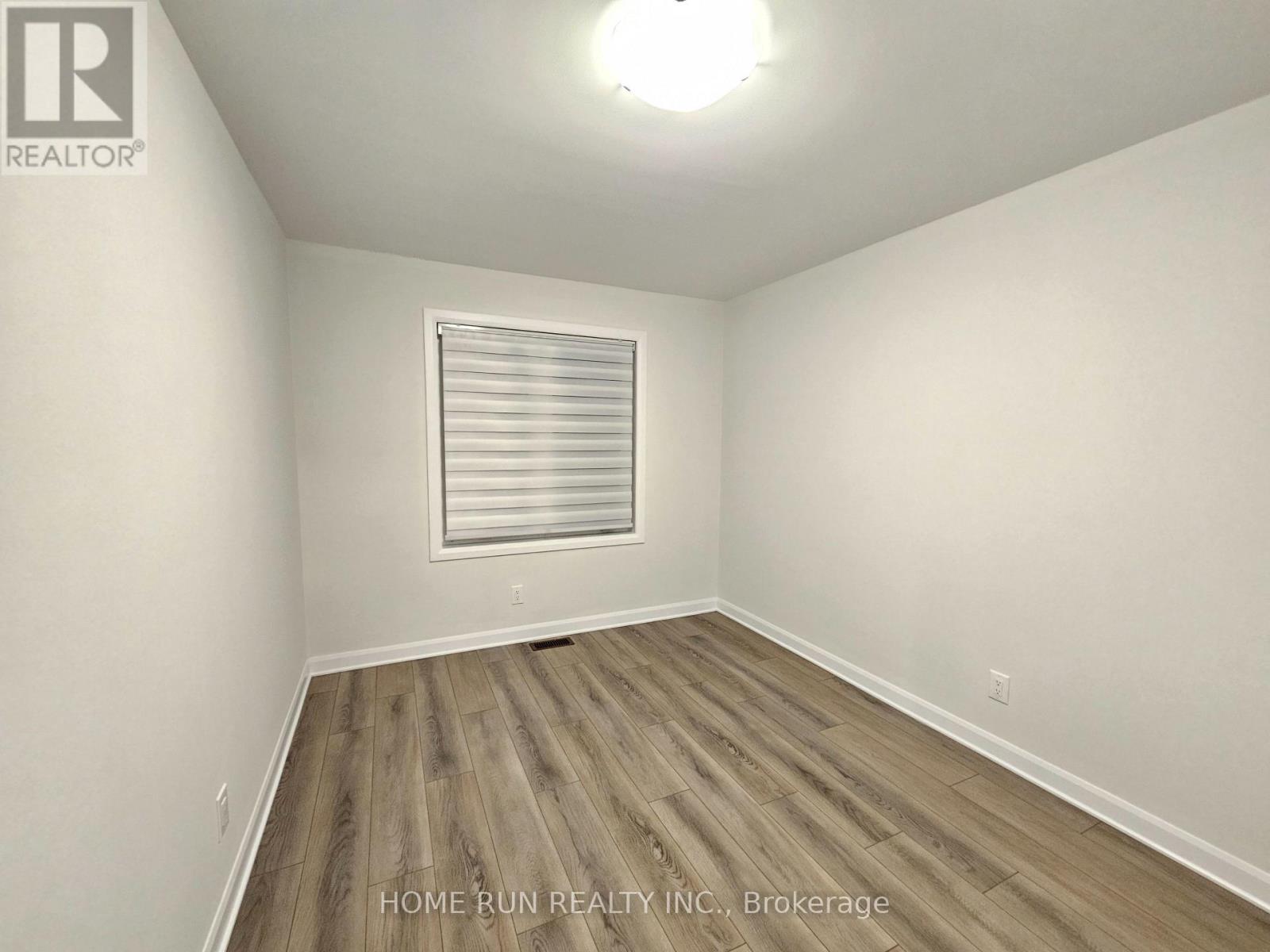 948 Eileen Vollick Crescent, Ottawa, Ontario  K2W 0M7 - Photo 15 - X12477472