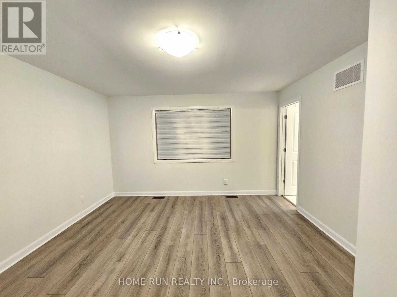 948 Eileen Vollick Crescent, Ottawa, Ontario  K2W 0M7 - Photo 11 - X12477472