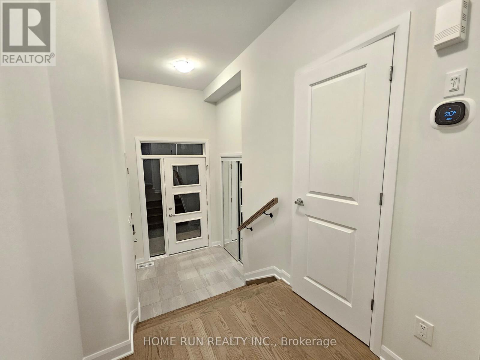 948 Eileen Vollick Crescent, Ottawa, Ontario  K2W 0M7 - Photo 24 - X12477472