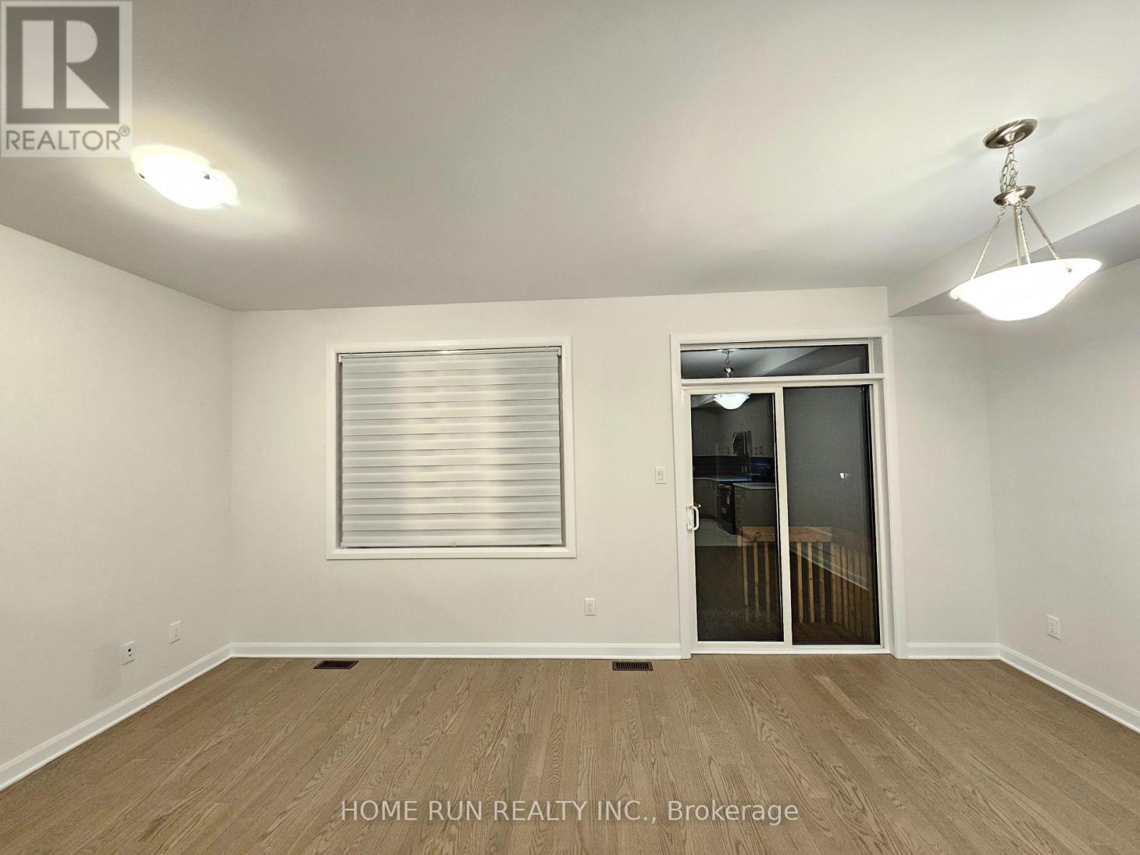 948 Eileen Vollick Crescent, Ottawa, Ontario  K2W 0M7 - Photo 8 - X12477472