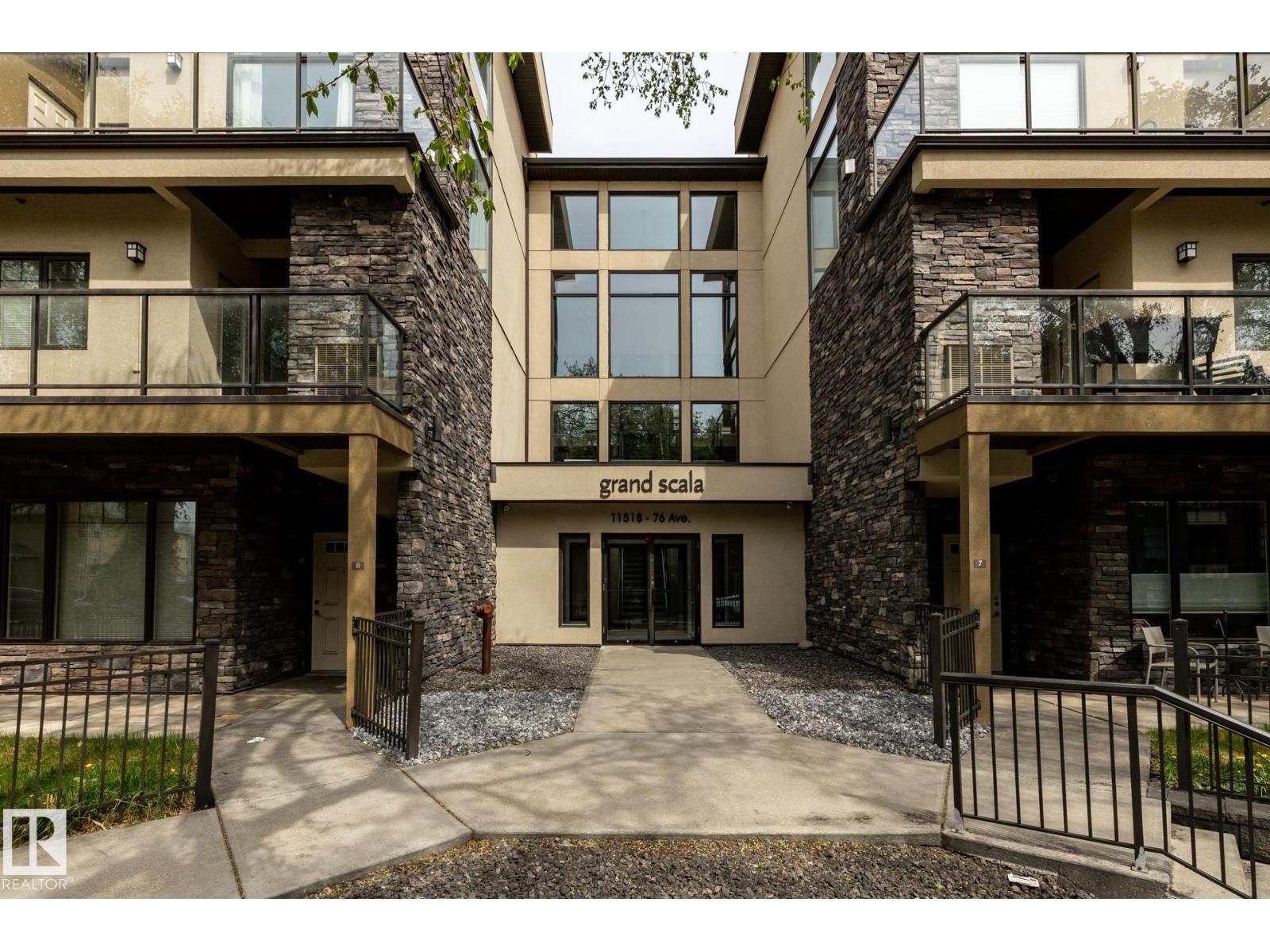 #37 11518 76 AV NW, Edmonton, Alberta