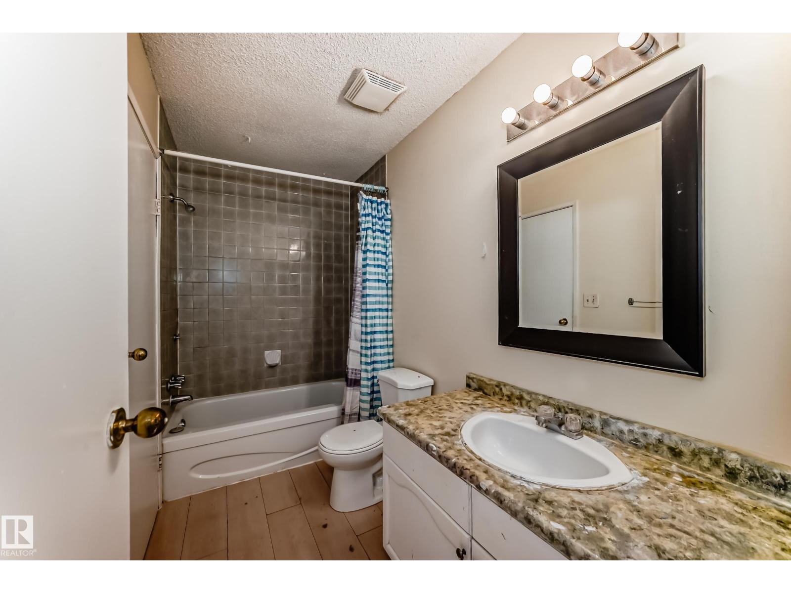 325 Warwick Rd Nw, Edmonton, Alberta  T5X 4R1 - Photo 24 - E4463856