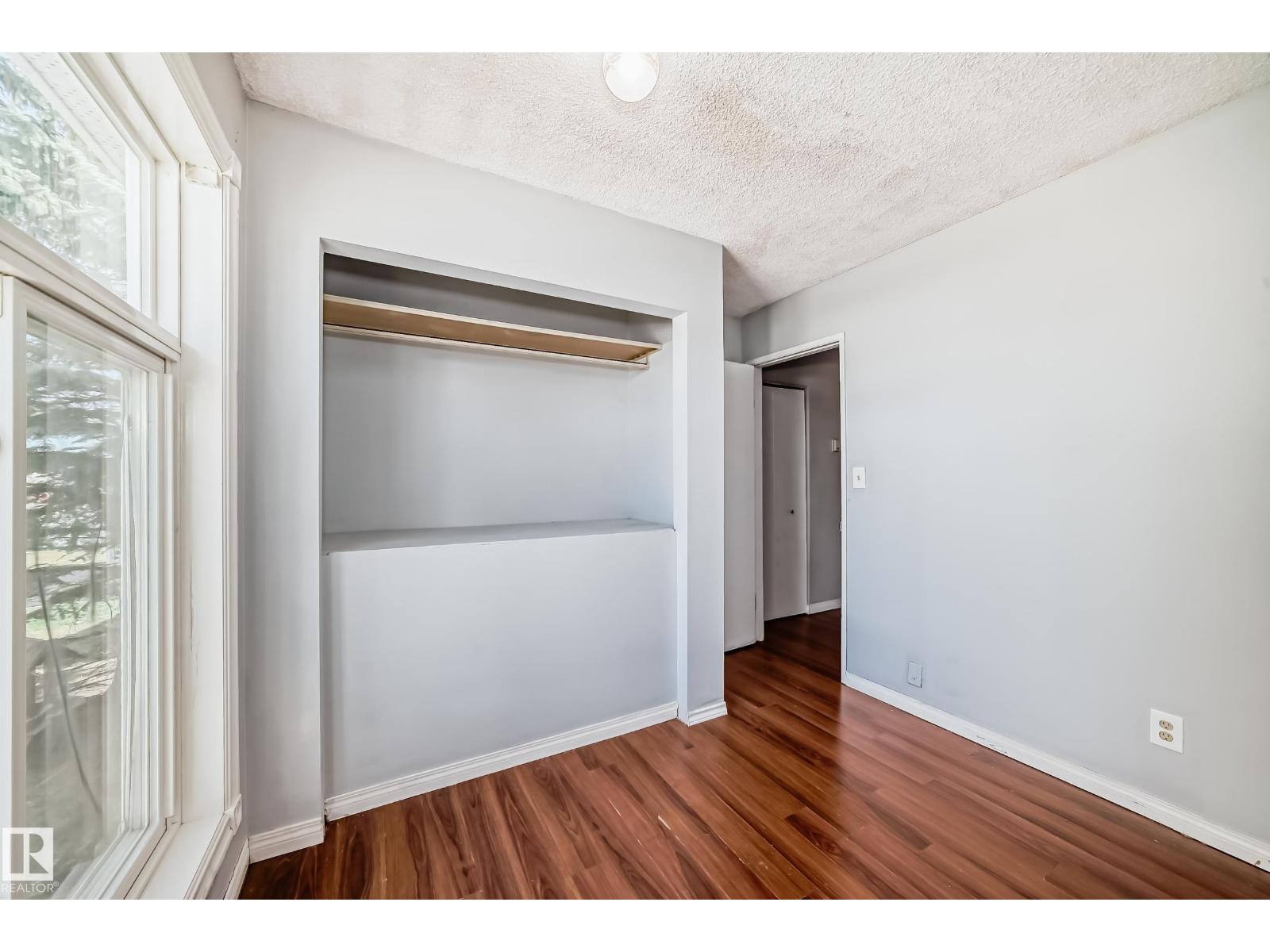 325 Warwick Rd Nw, Edmonton, Alberta  T5X 4R1 - Photo 32 - E4463856