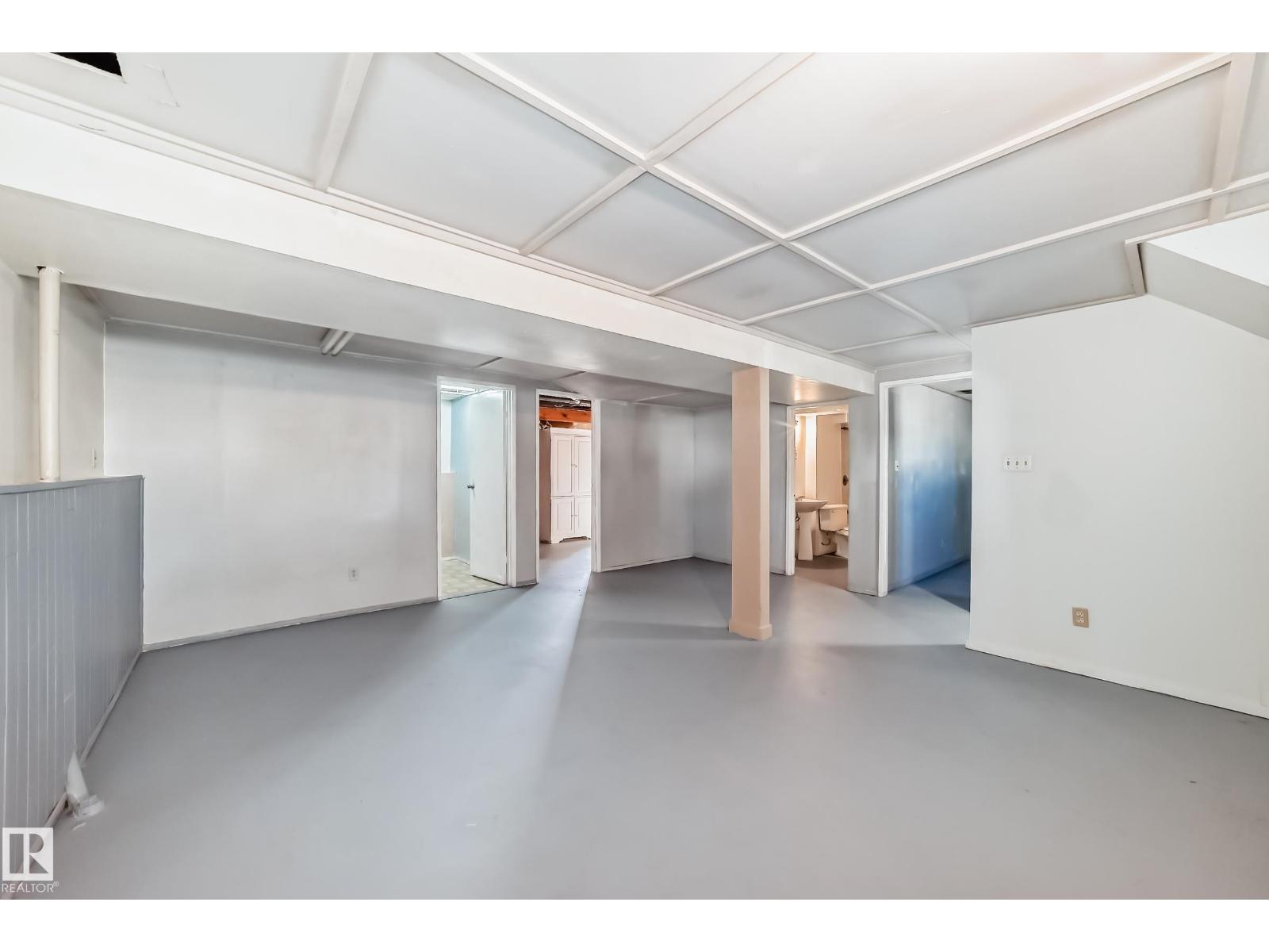 325 Warwick Rd Nw, Edmonton, Alberta  T5X 4R1 - Photo 37 - E4463856