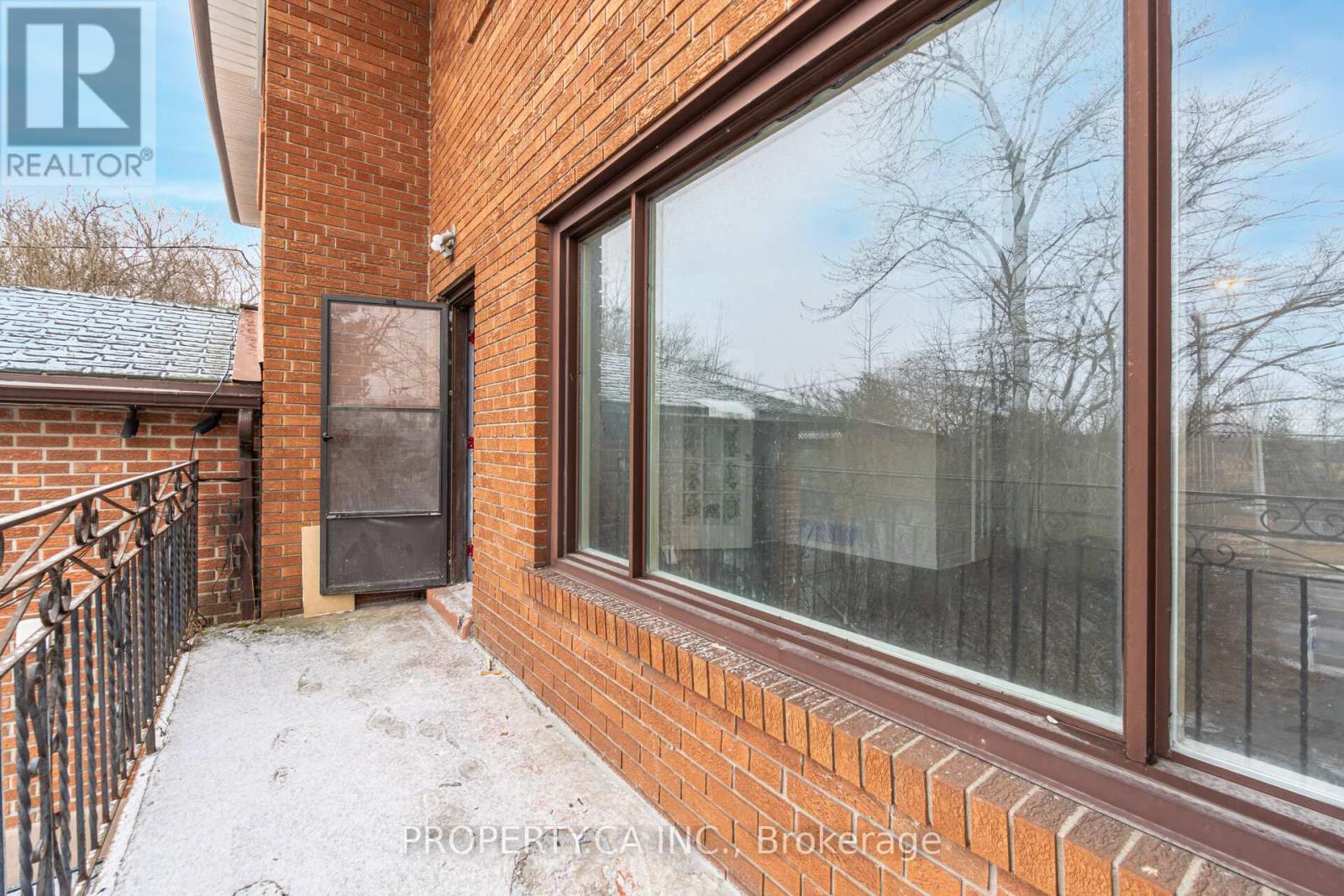 701 Finch Avenue W, Toronto, Ontario  M3H 4X4 - Photo 11 - C12486967